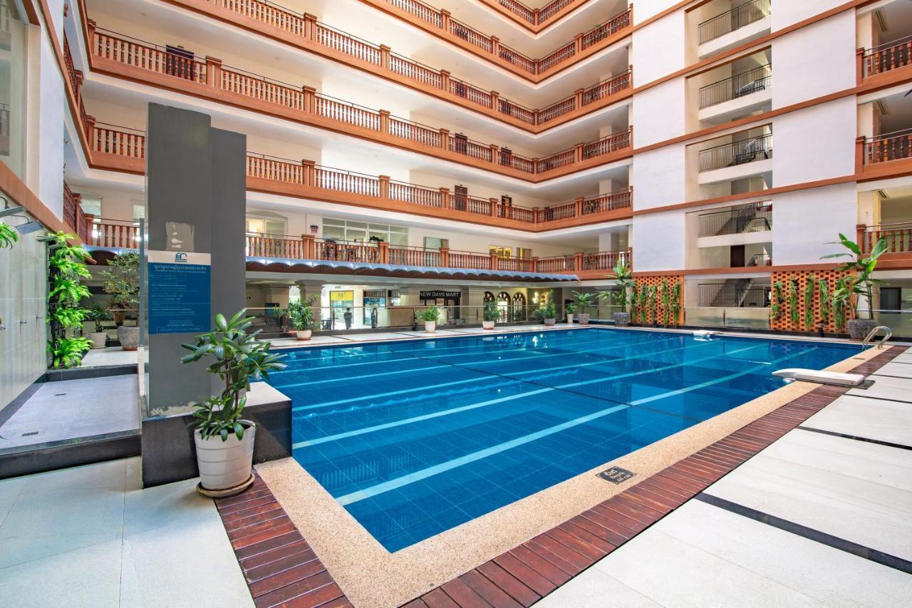 Mekongview 2 Condotel Phnom Penh Exteriör bild