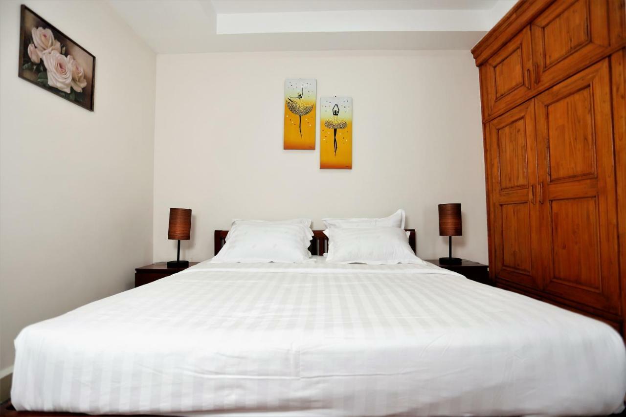 Mekongview 2 Condotel Phnom Penh Exteriör bild
