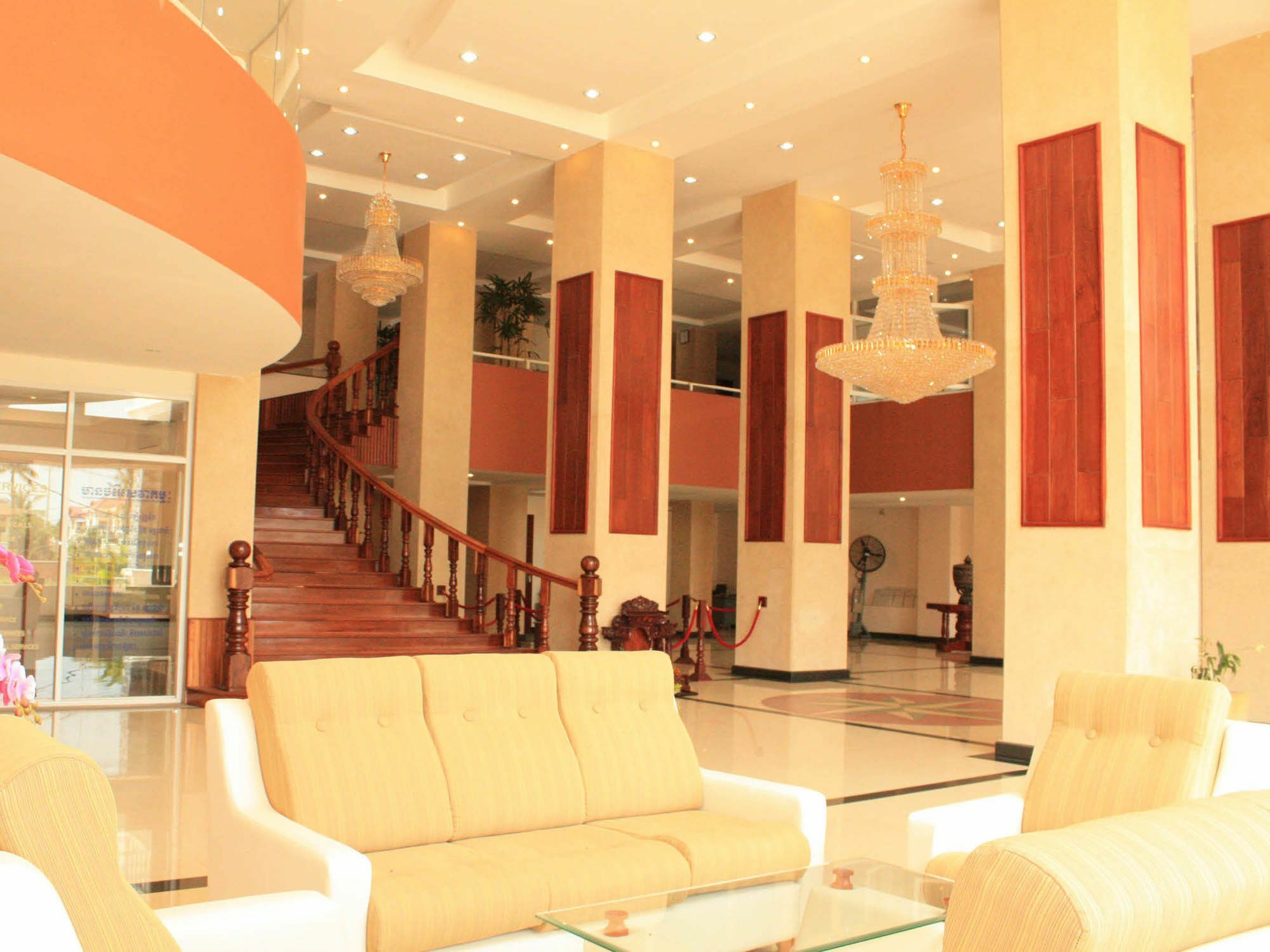Mekongview 2 Condotel Phnom Penh Exteriör bild