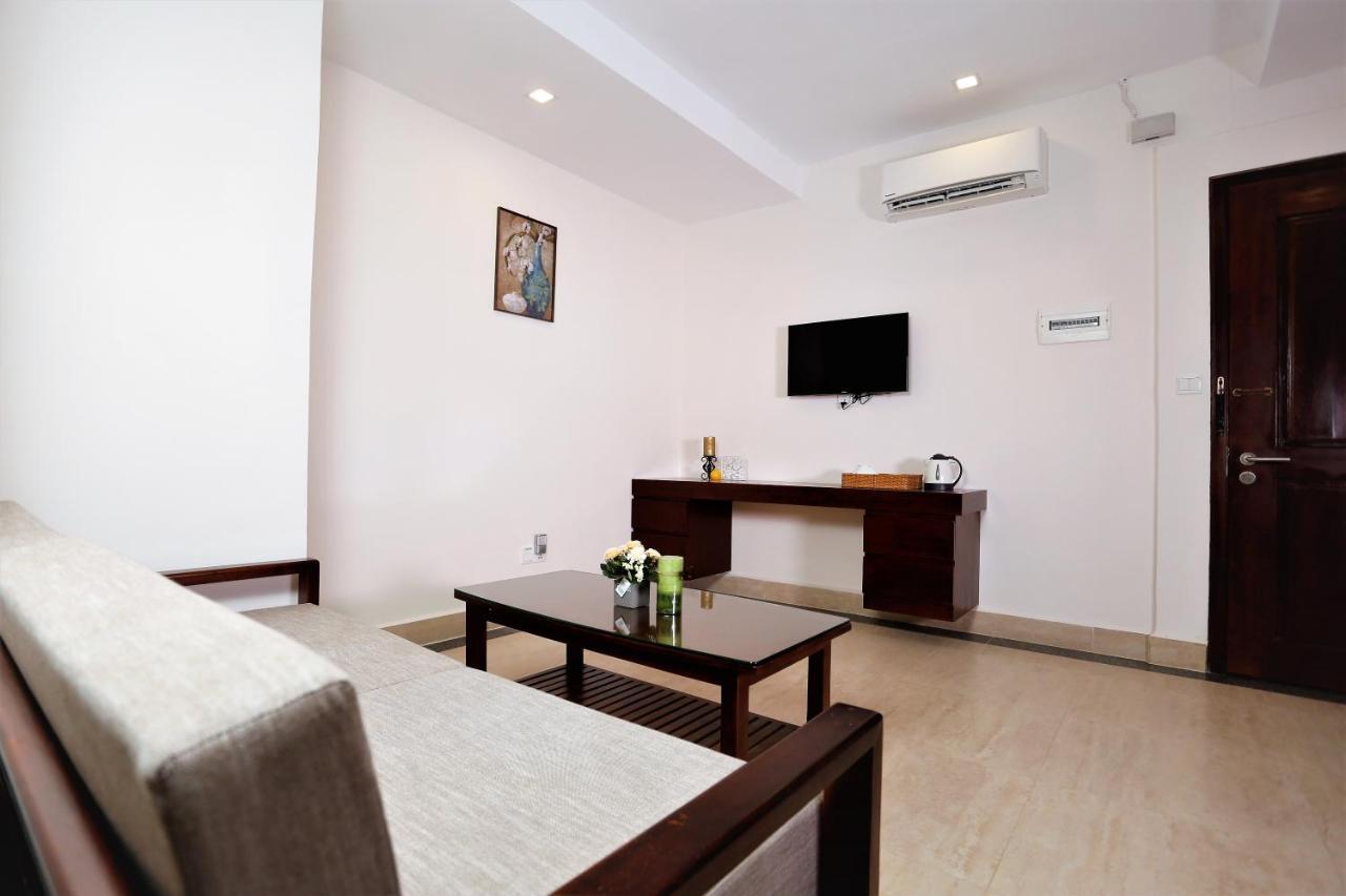 Mekongview 2 Condotel Phnom Penh Exteriör bild